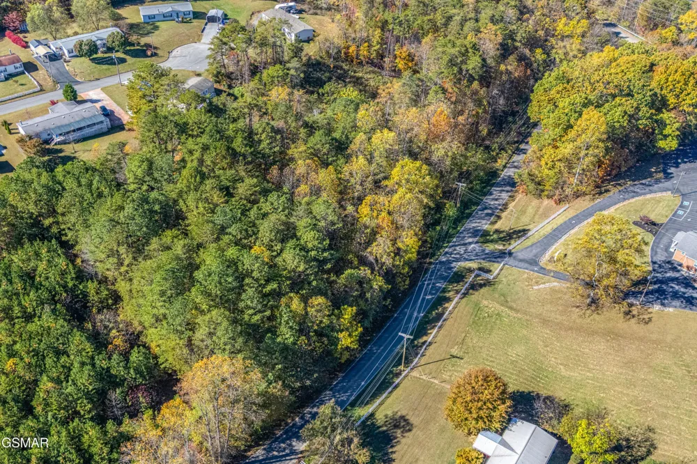 22 Green Hill Road Dandridge, TN 37725