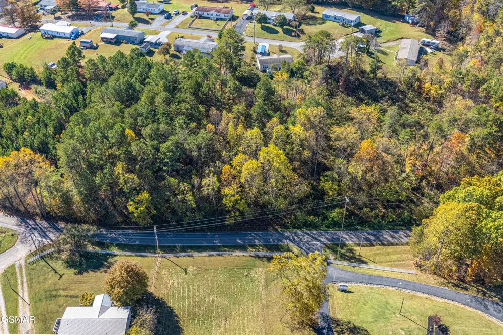 22 Green Hill Road Dandridge, TN 37725