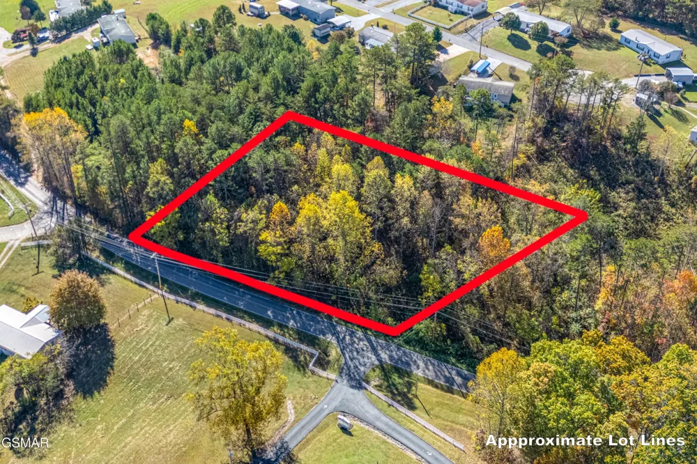 22 Green Hill Road Dandridge, TN 37725