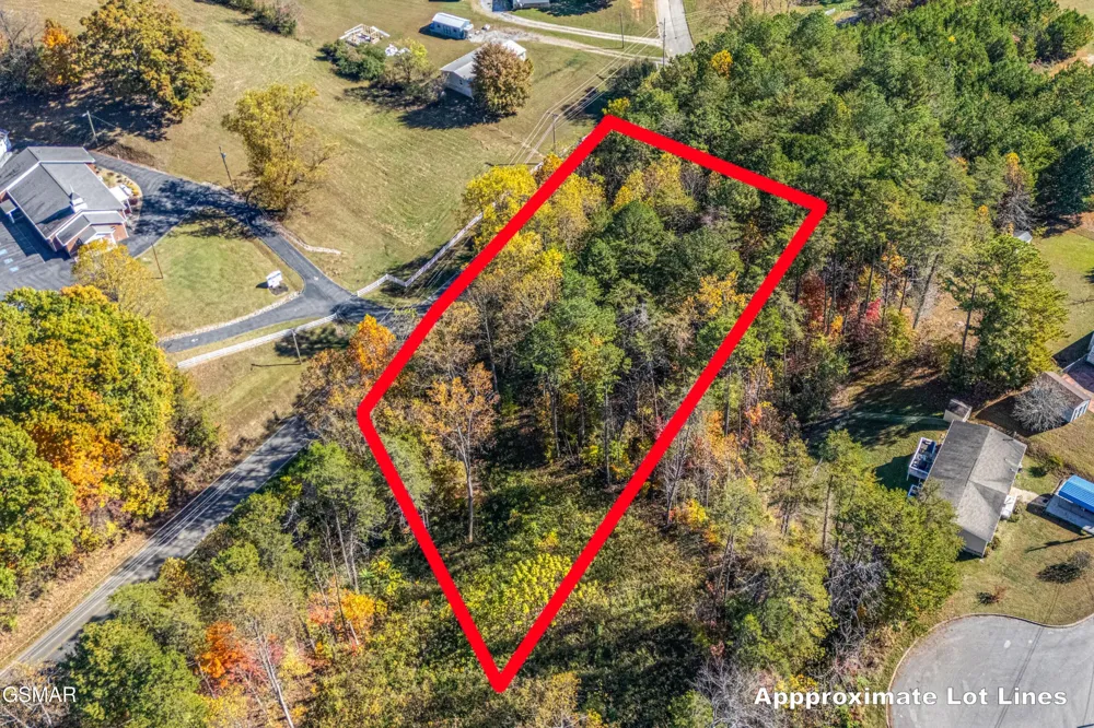 22 Green Hill Road Dandridge, TN 37725