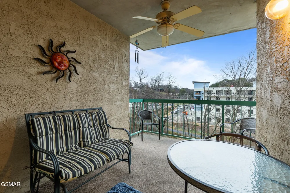 3215 N River Road #503 Pigeon Forge, TN 37863