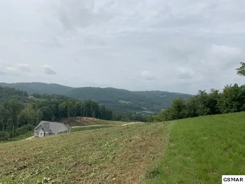 11 Mountain Way