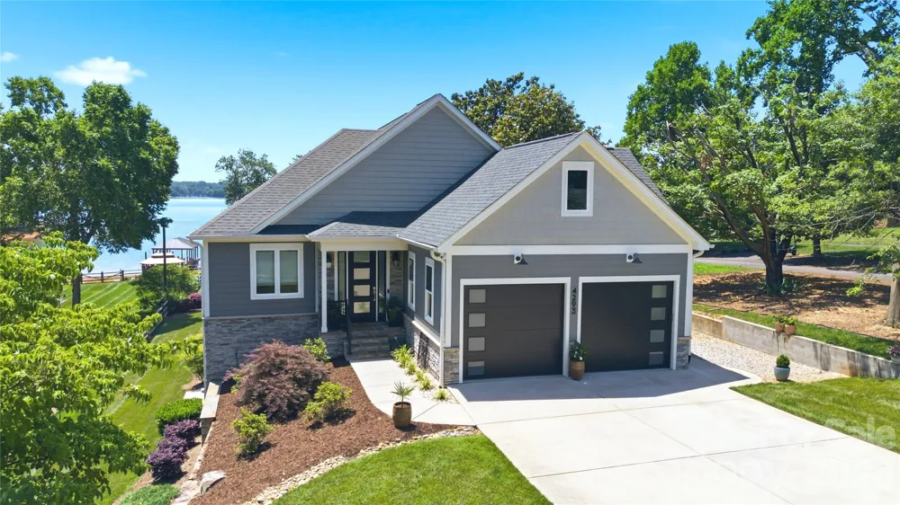 4293 Harbor Lane Sherrills Ford, NC 28673