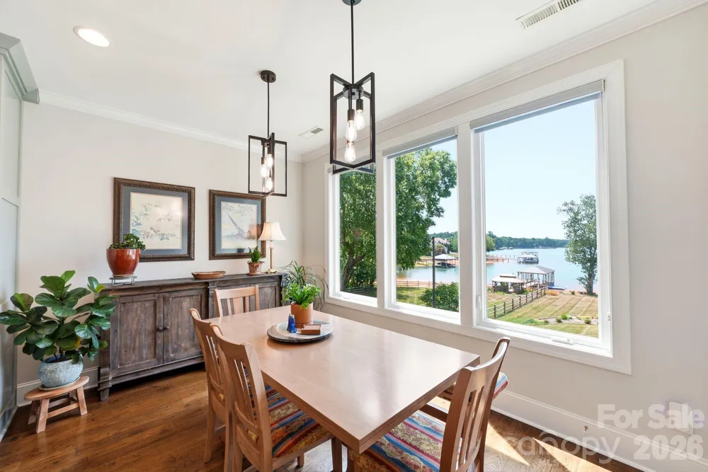 4293 Harbor Lane Sherrills Ford, NC 28673