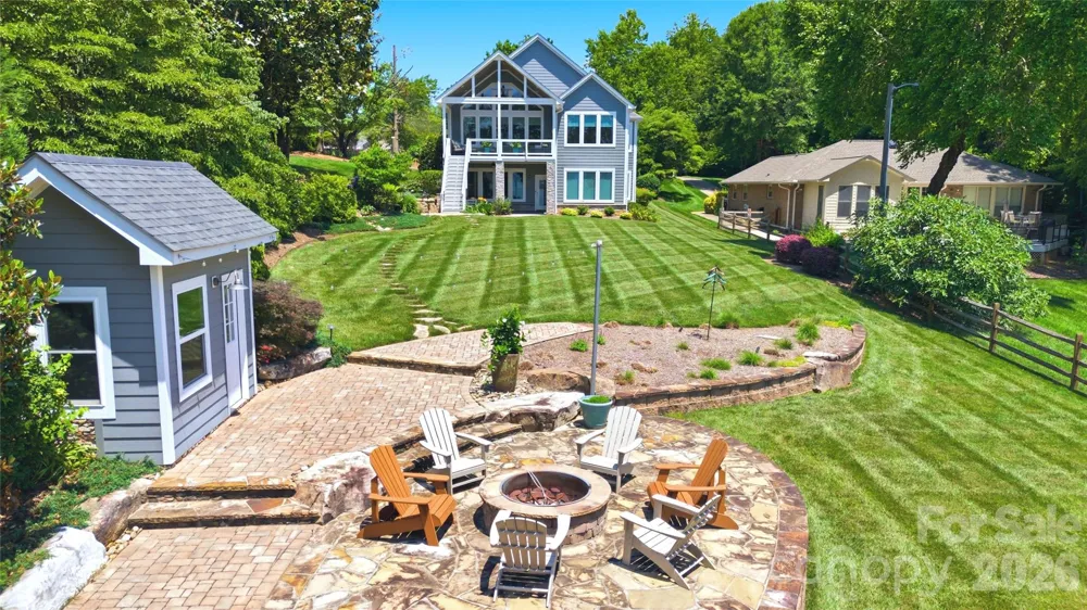 4293 Harbor Lane Sherrills Ford, NC 28673