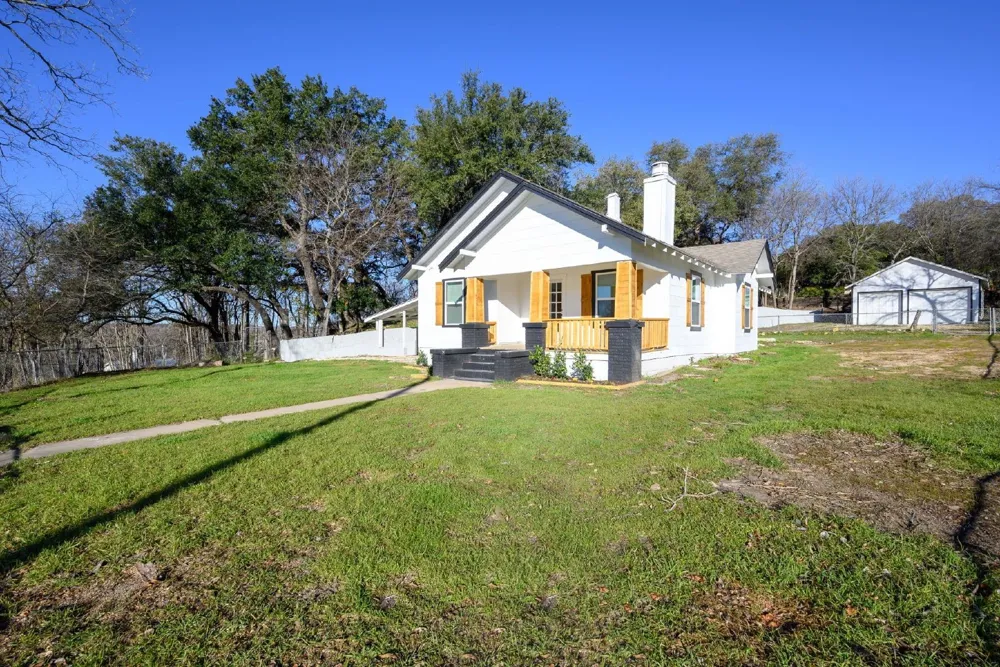 71 Crown Road Willow Park, TX 76087