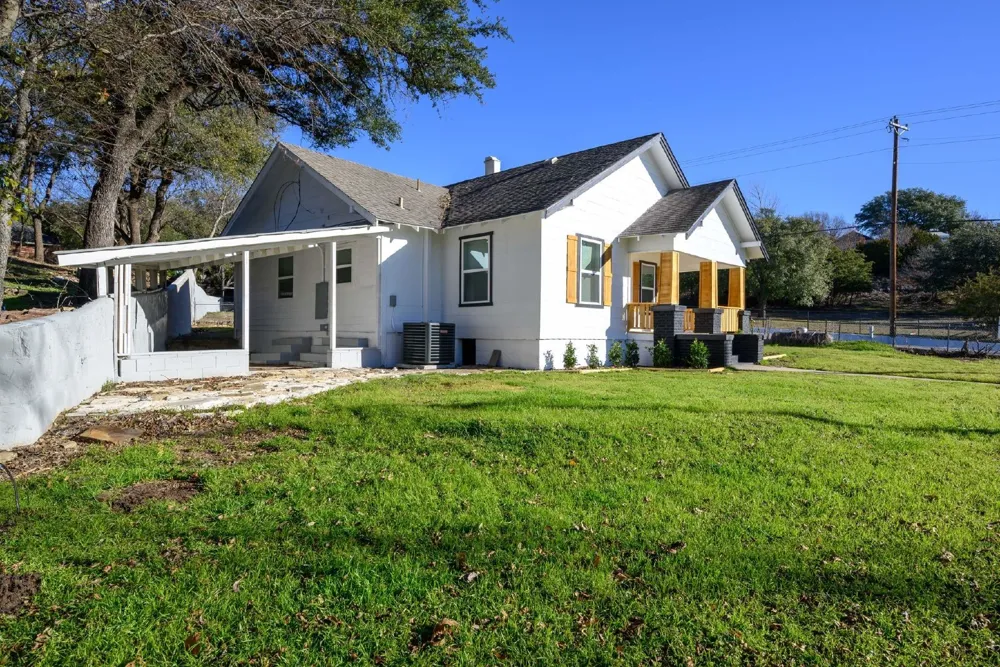 71 Crown Road Willow Park, TX 76087