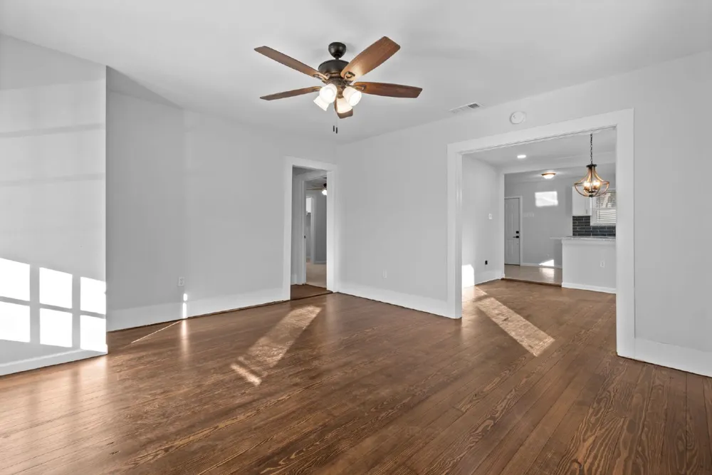 71 Crown Road Willow Park, TX 76087