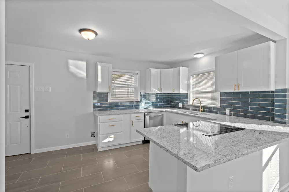 71 Crown Road Willow Park, TX 76087
