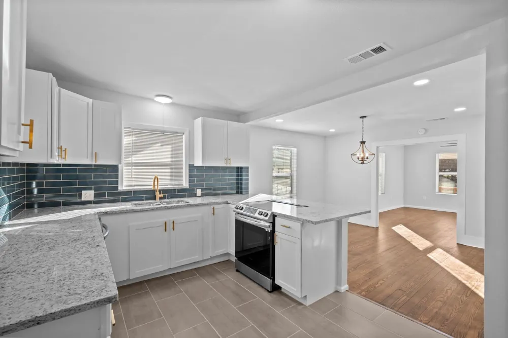 71 Crown Road Willow Park, TX 76087