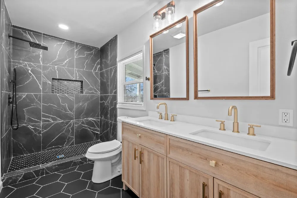 71 Crown Road Willow Park, TX 76087