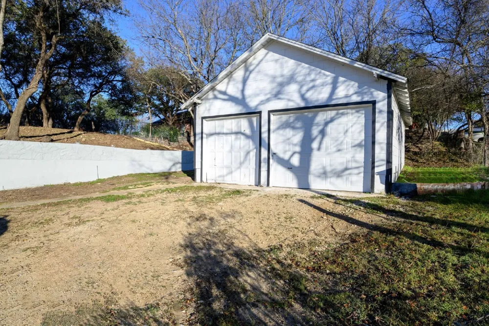 71 Crown Road Willow Park, TX 76087