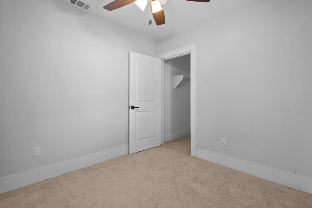 71 Crown Road Willow Park, TX 76087