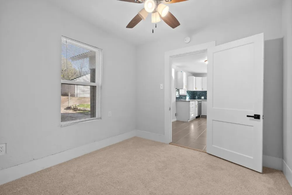 71 Crown Road Willow Park, TX 76087