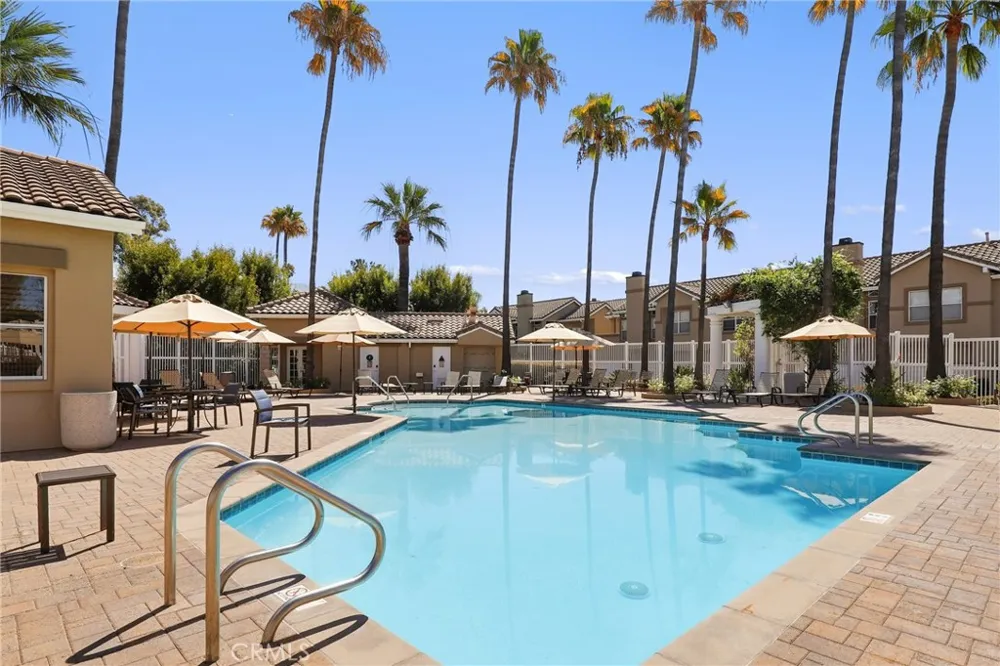 28393 Pueblo Drive Lake Forest, CA 92679