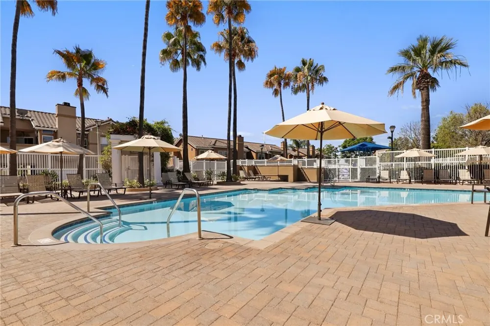 28393 Pueblo Drive Lake Forest, CA 92679