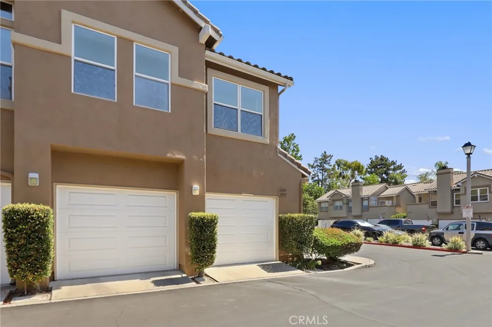 28393 Pueblo Drive Lake Forest, CA 92679