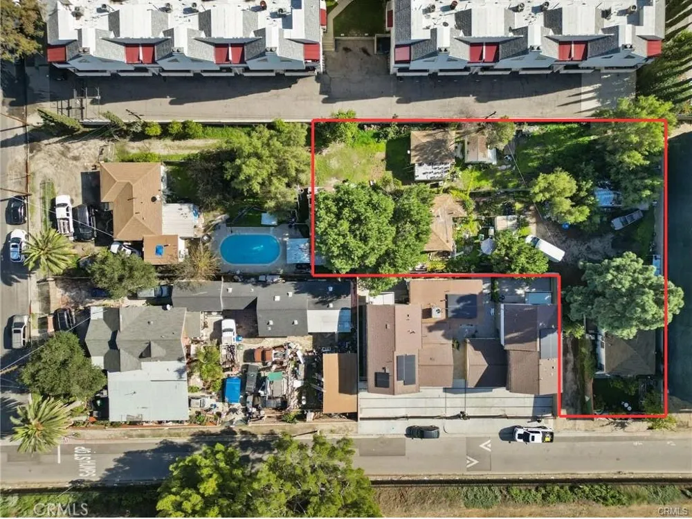 11144 Lorne Sun Valley, CA 91352