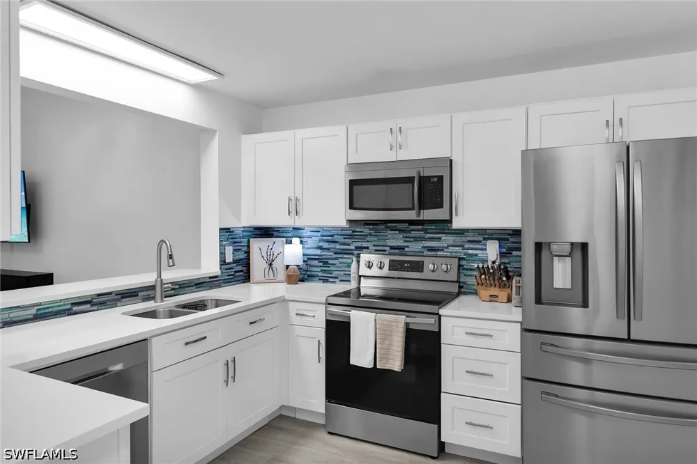 Squire Circle #201 Naples, FL 34104