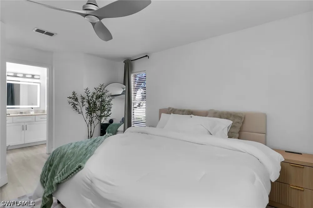 Squire Circle #201 Naples, FL 34104