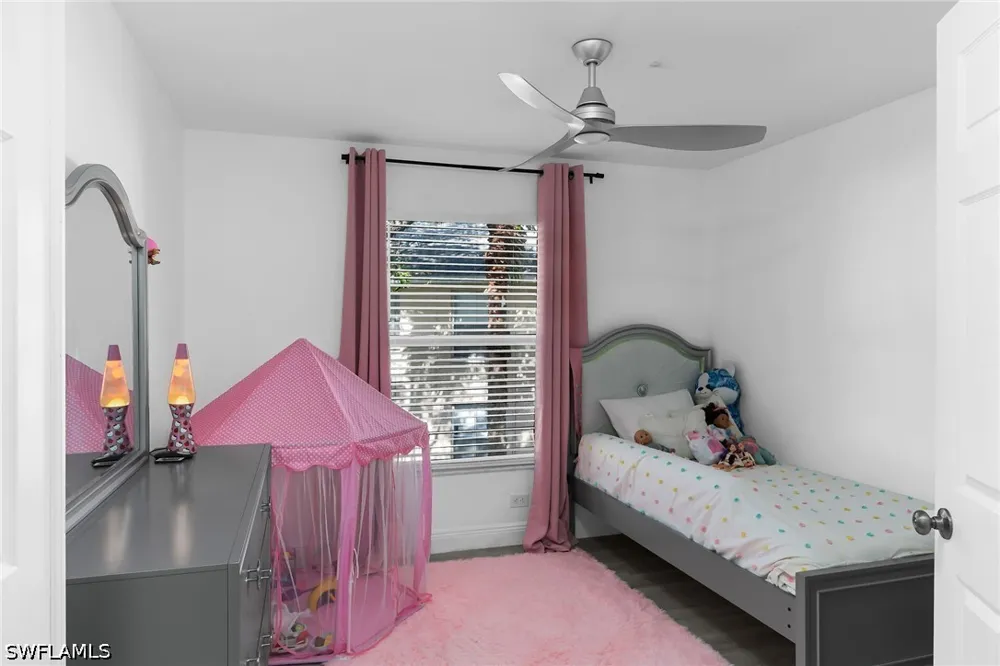 Squire Circle #201 Naples, FL 34104