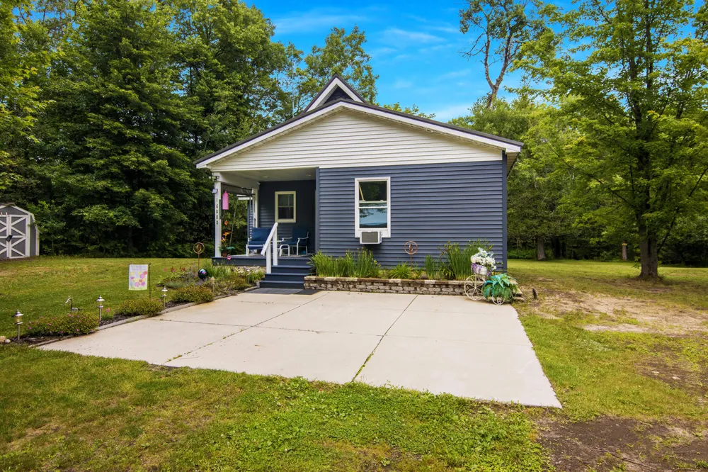 16088 Bentley Road Thompsonville, MI 49683