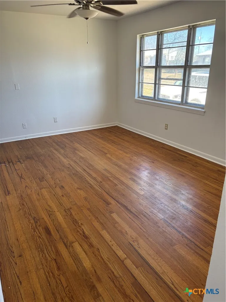 1110 S 13th Street Copperas Cove, TX 76522