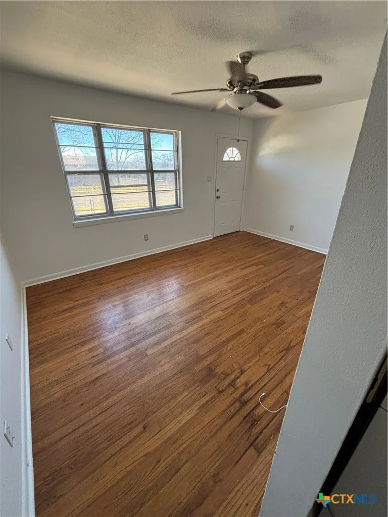 1110 S 13th Street Copperas Cove, TX 76522