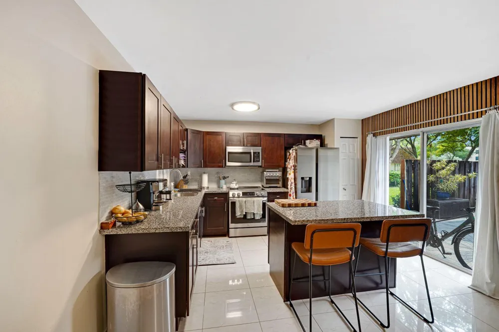 8910 SW 20th Place #A-23 Davie, FL 33324