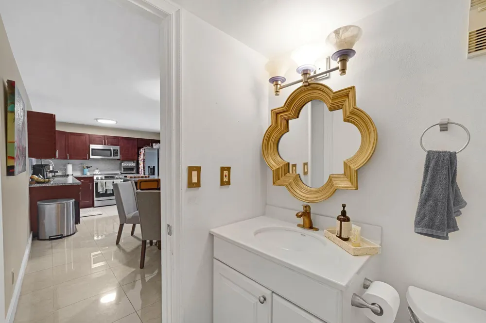 8910 SW 20th Place #A-23 Davie, FL 33324