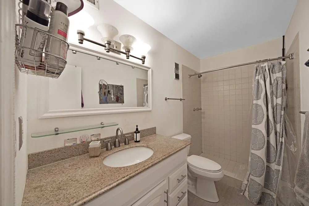 8910 SW 20th Place #A-23 Davie, FL 33324