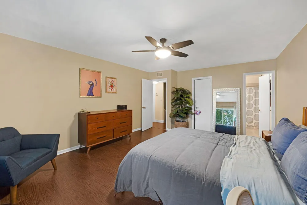 8910 SW 20th Place #A-23 Davie, FL 33324