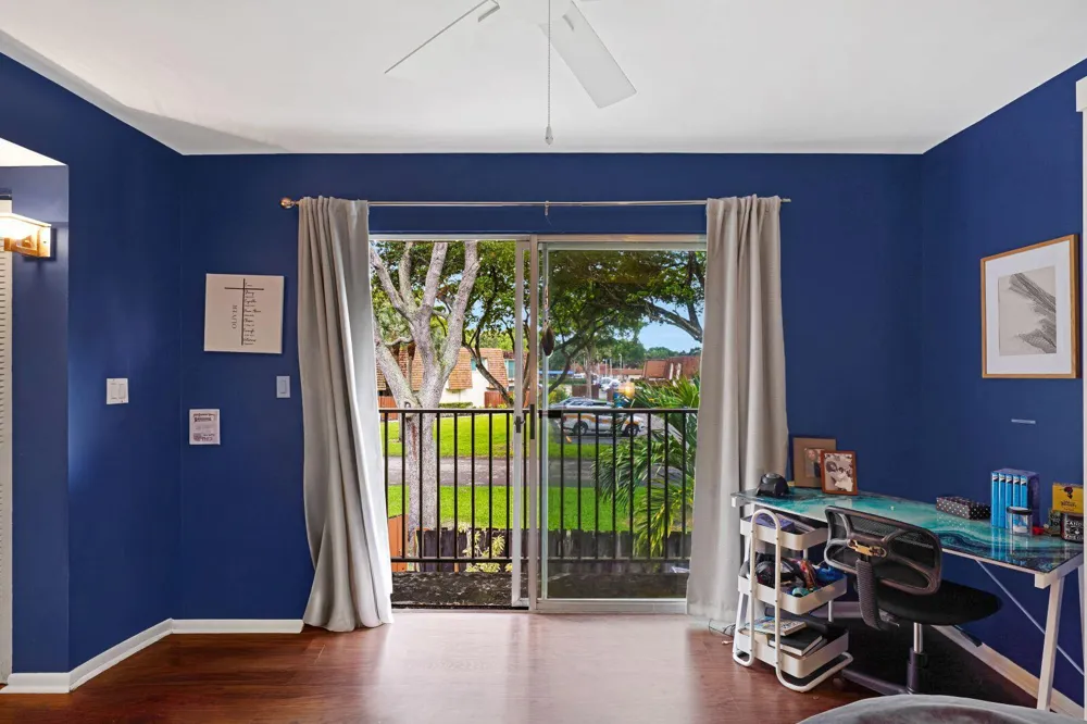 8910 SW 20th Place #A-23 Davie, FL 33324