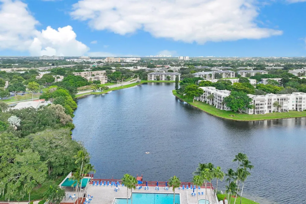 8910 SW 20th Place #A-23 Davie, FL 33324