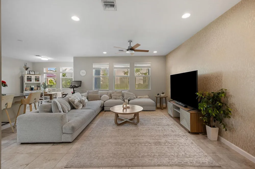 16423 Helix Court Westlake, FL 33470