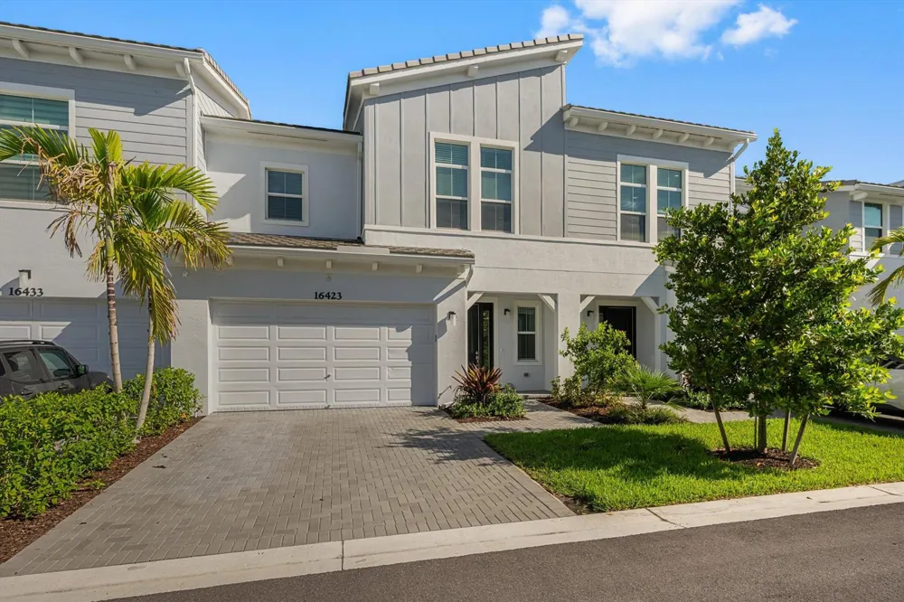 16423 Helix Court Westlake, FL 33470