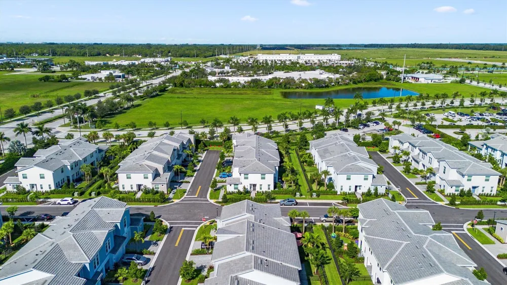 16423 Helix Court Westlake, FL 33470