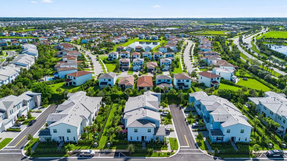 16423 Helix Court Westlake, FL 33470