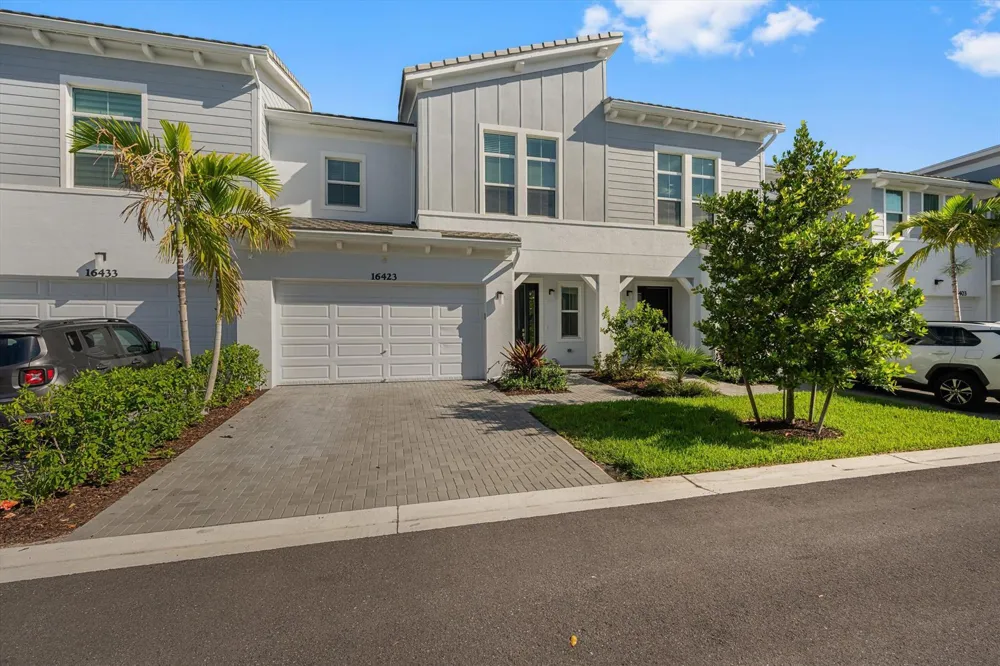 16423 Helix Court Westlake, FL 33470