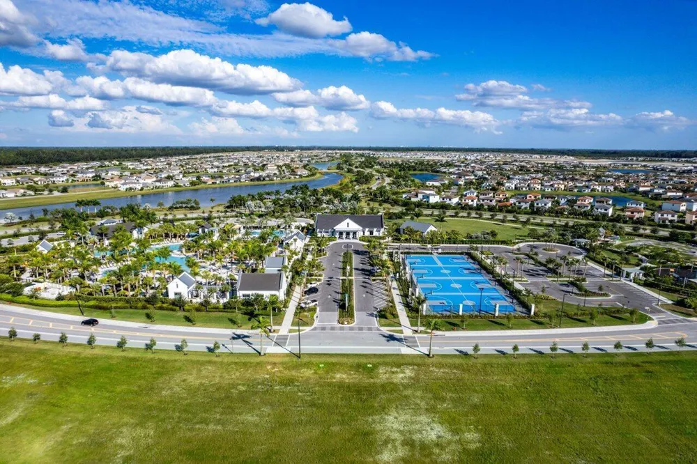 16423 Helix Court Westlake, FL 33470