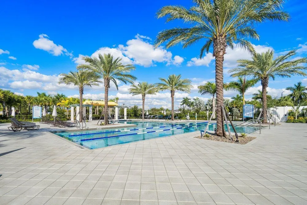 16423 Helix Court Westlake, FL 33470