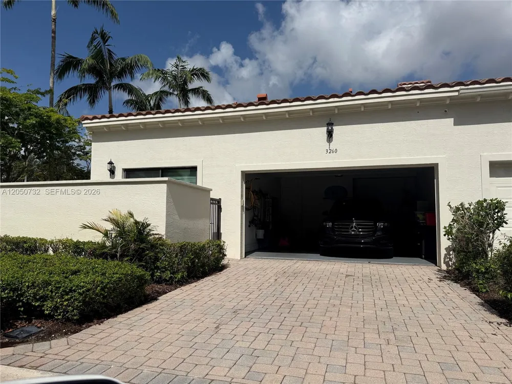 3260 NW 126th Ave Sunrise, FL 33323