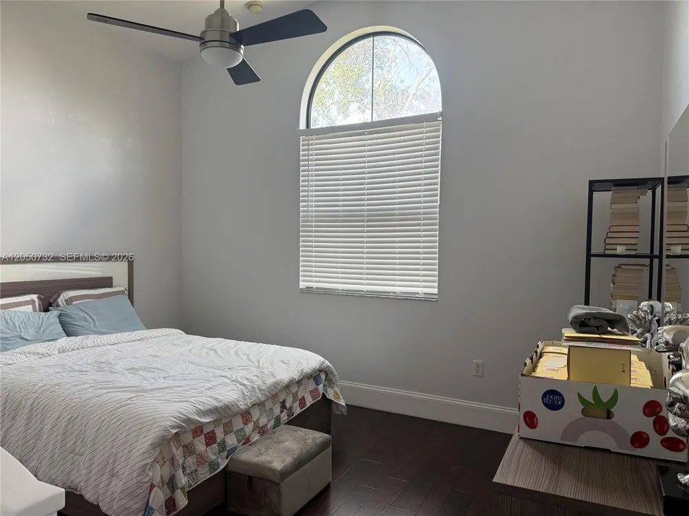 3260 NW 126th Ave Sunrise, FL 33323