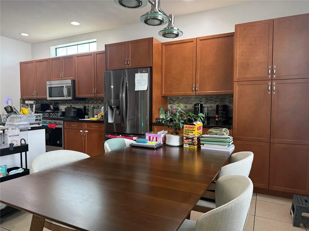 3260 NW 126th Ave Sunrise, FL 33323