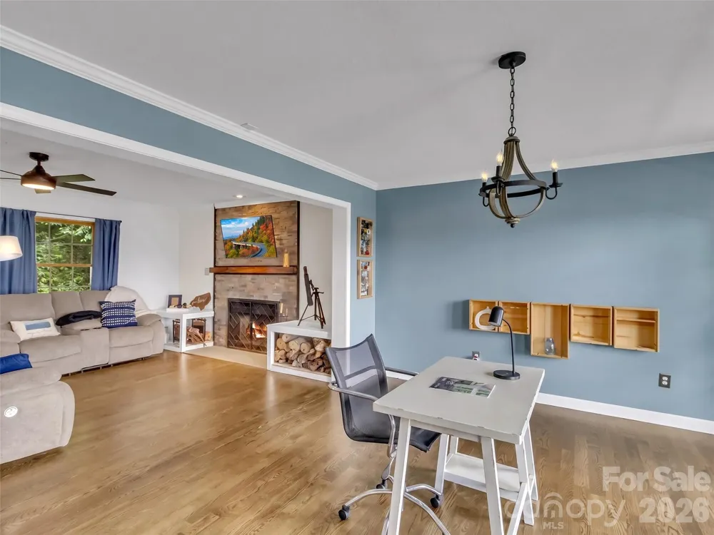 1231 Grandeur Heights Clyde, NC 28721