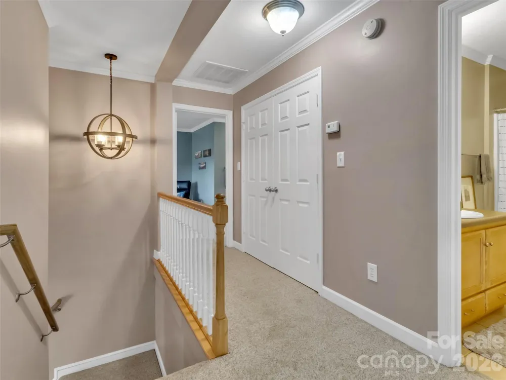 1231 Grandeur Heights Clyde, NC 28721