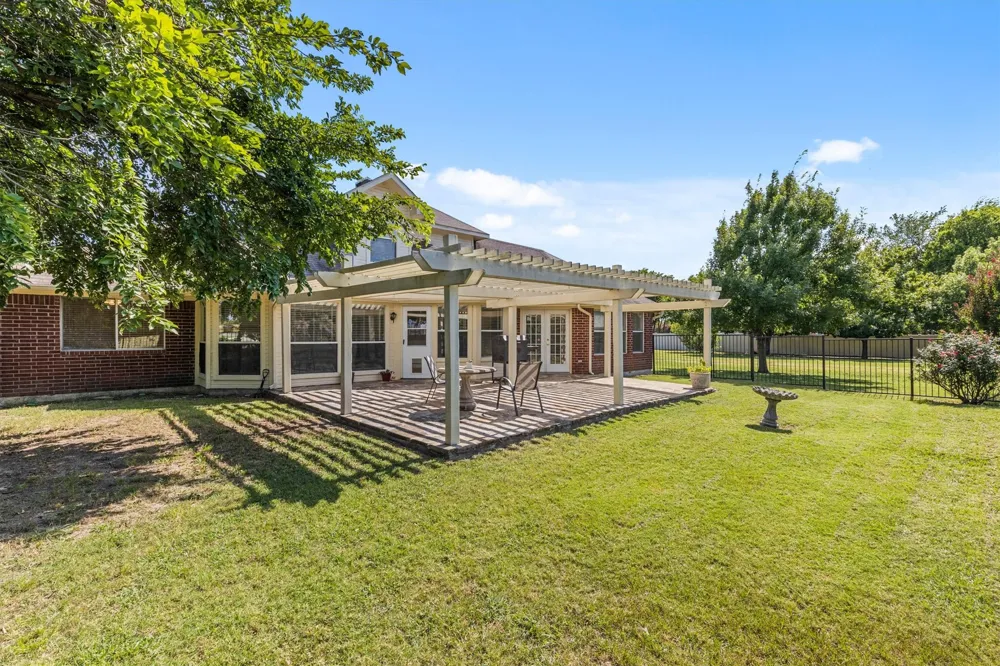9 Horseman Drive Lucas, TX 75002
