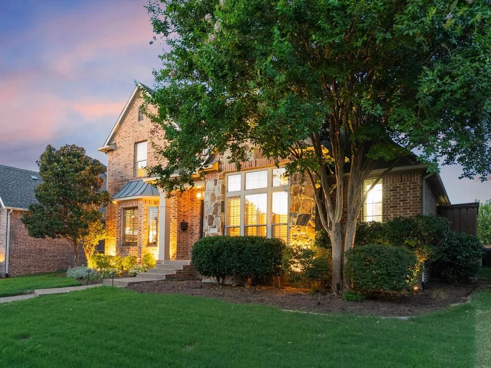 417 Mordred Lane Lewisville, TX 75056