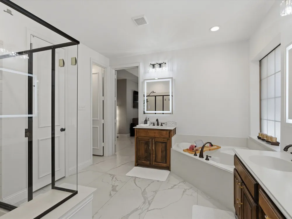 417 Mordred Lane Lewisville, TX 75056