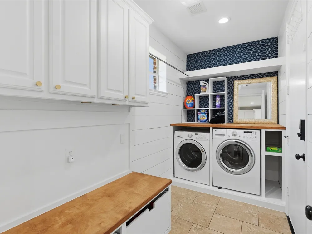 417 Mordred Lane Lewisville, TX 75056